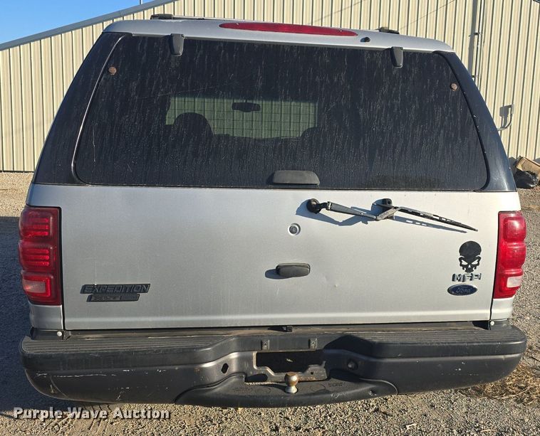 image for item DQ5230 2001 Ford Expedition SUV