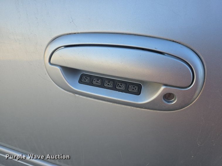 image for item DQ5230 2001 Ford Expedition SUV