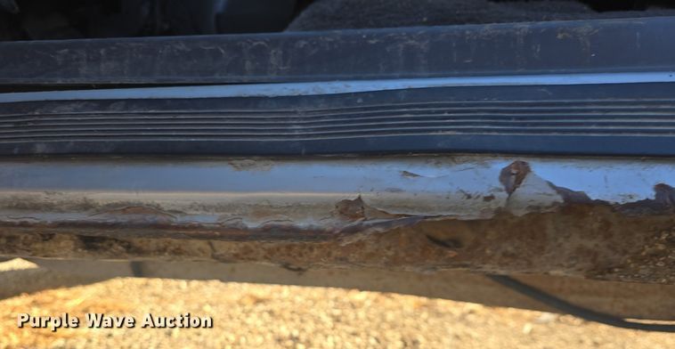 image for item DQ5230 2001 Ford Expedition SUV