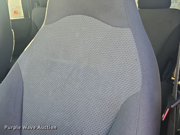 image for item DQ5230 2001 Ford Expedition SUV