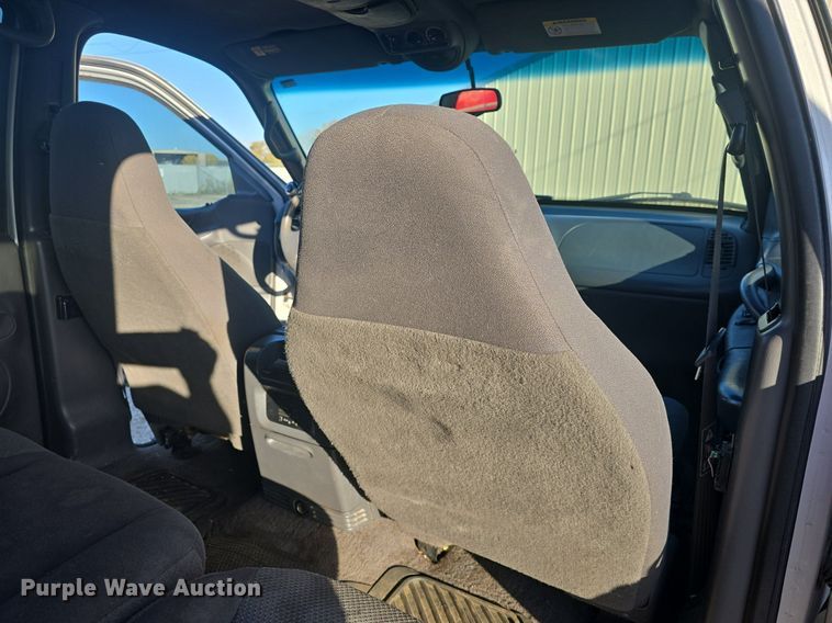 image for item DQ5230 2001 Ford Expedition SUV