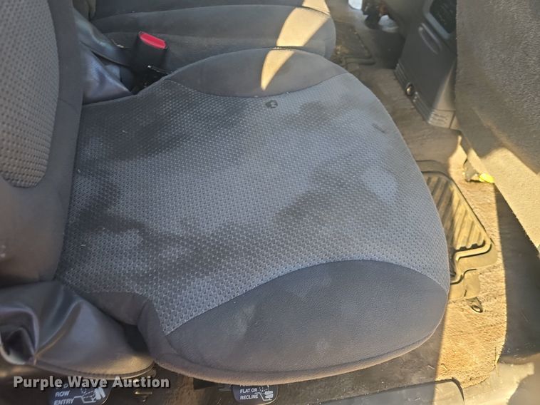 image for item DQ5230 2001 Ford Expedition SUV