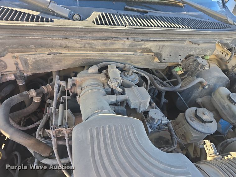 image for item DQ5230 2001 Ford Expedition SUV