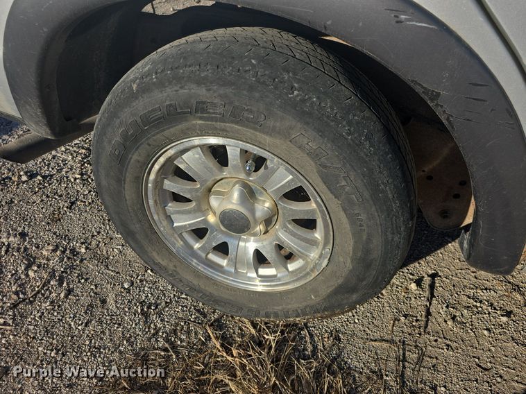 image for item DQ5230 2001 Ford Expedition SUV