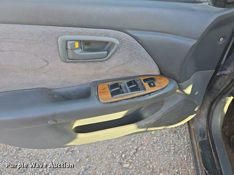 image for item DQ5233 1997 Toyota  Camry 