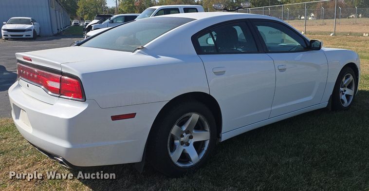 image for item DQ5246 2013 Dodge  Charger Police 