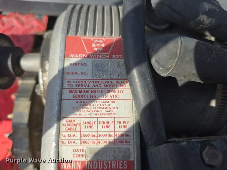 image for item DQ5260 1999 Ford F350 Super Duty  brush fire truck