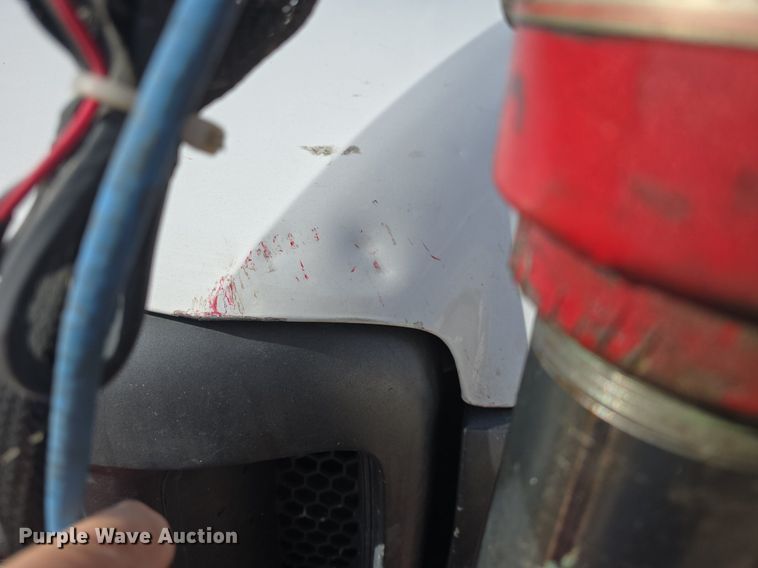 image for item DQ5260 1999 Ford F350 Super Duty  brush fire truck