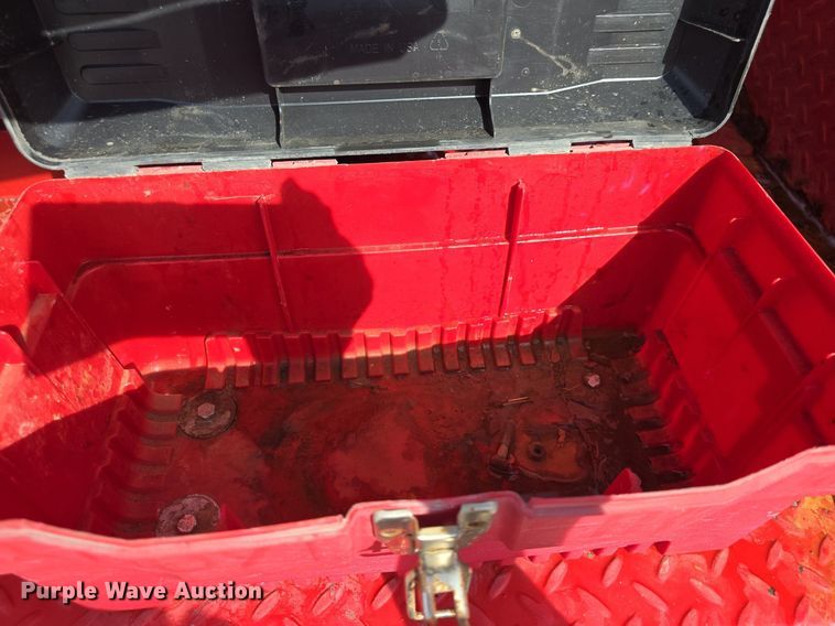 image for item DQ5260 1999 Ford F350 Super Duty  brush fire truck