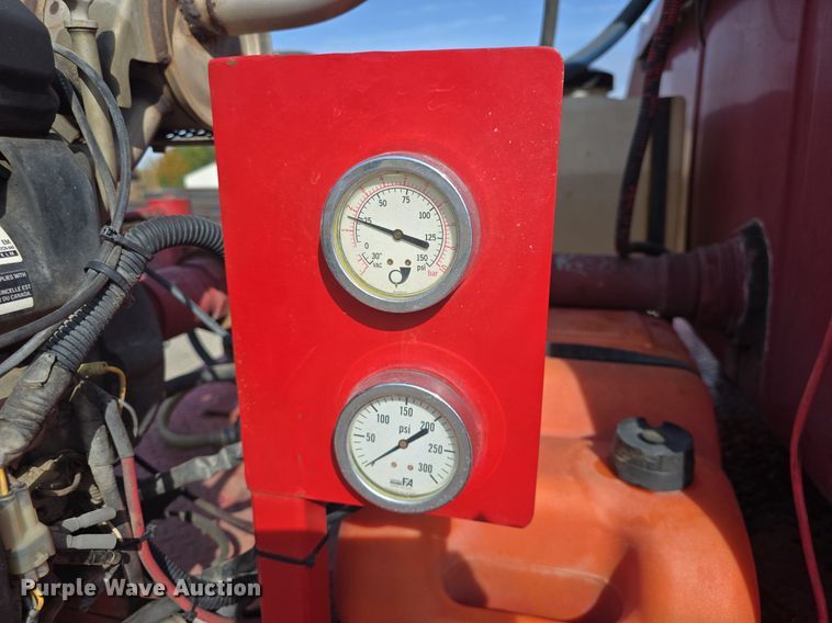 image for item DQ5260 1999 Ford F350 Super Duty  brush fire truck