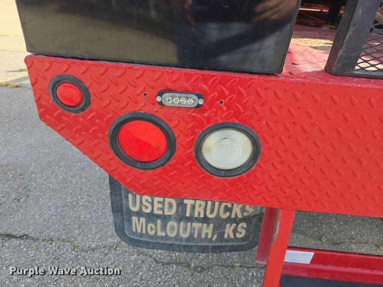 image for item DQ5260 1999 Ford F350 Super Duty  brush fire truck