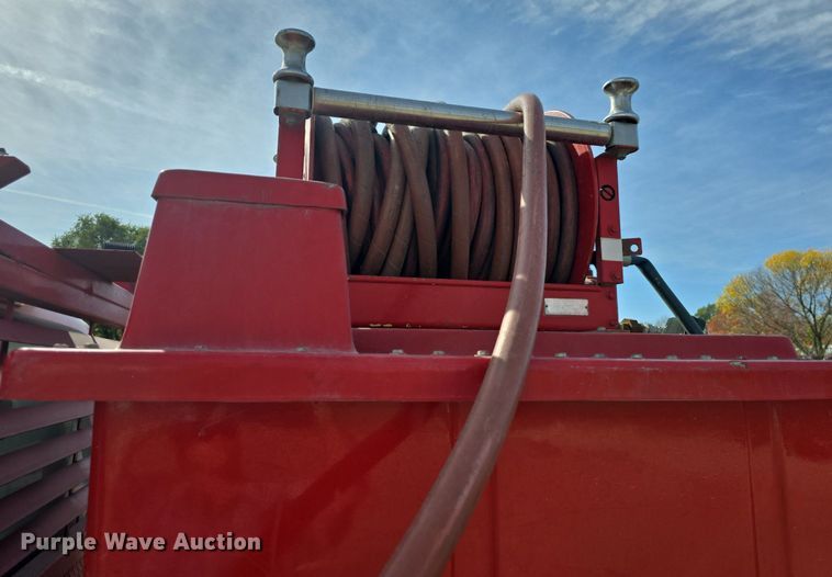 image for item DQ5260 1999 Ford F350 Super Duty  brush fire truck