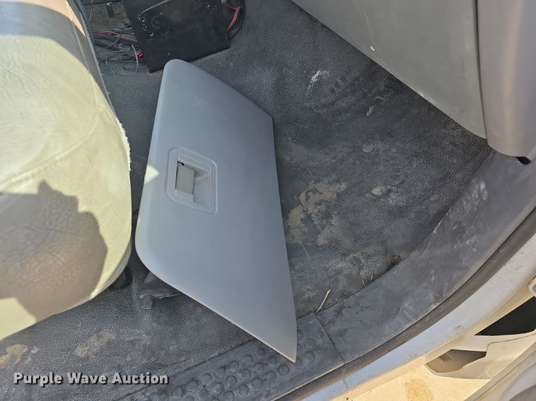 image for item DQ5260 1999 Ford F350 Super Duty  brush fire truck