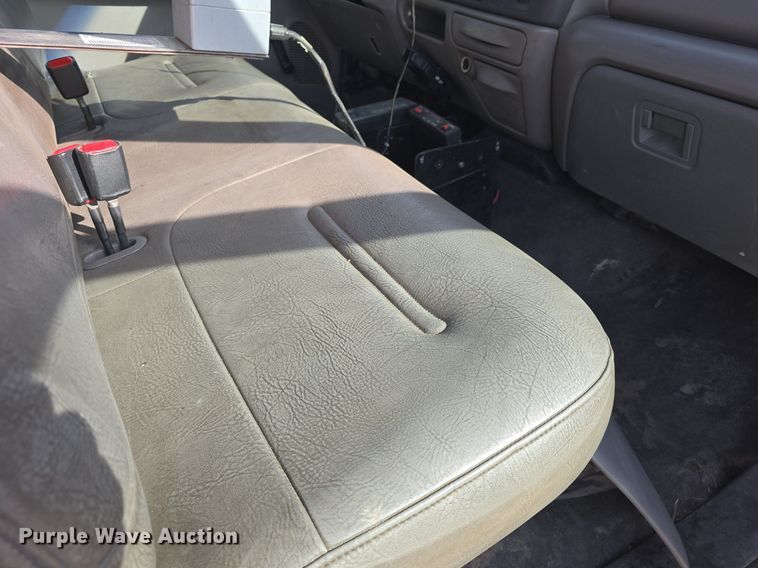 image for item DQ5260 1999 Ford F350 Super Duty  brush fire truck