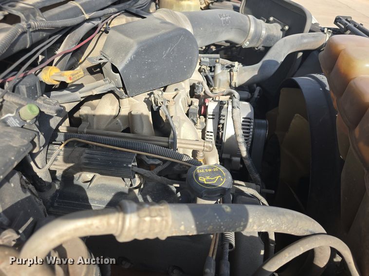 image for item DQ5260 1999 Ford F350 Super Duty  brush fire truck