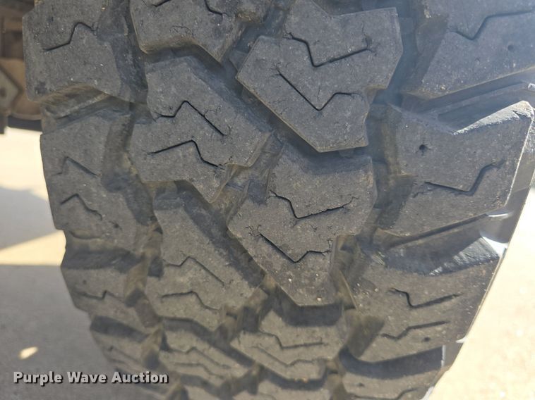 image for item DQ5260 1999 Ford F350 Super Duty  brush fire truck