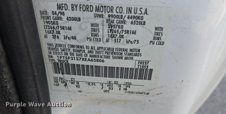 image for item DQ5260 1999 Ford F350 Super Duty  brush fire truck