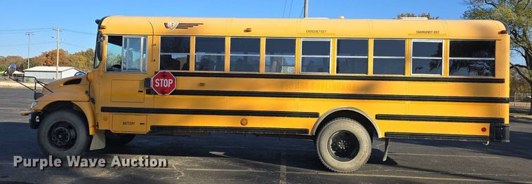 image for item DQ5272 2007 IC CE200 school bus