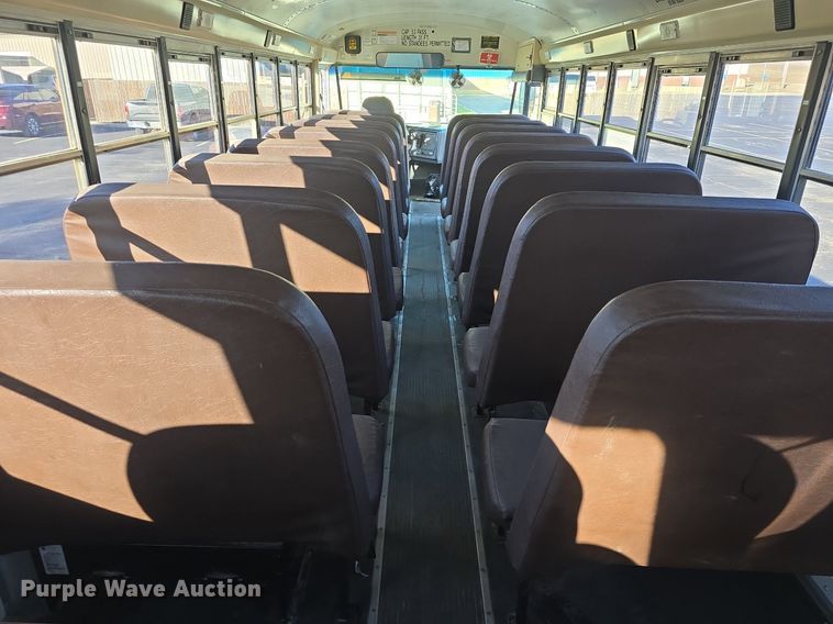 image for item DQ5272 2007 IC CE200 school bus