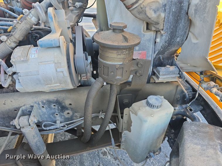 image for item DQ5272 2007 IC CE200 school bus