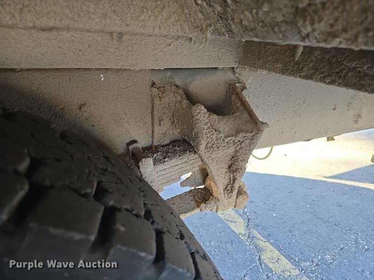 image for item DQ5272 2007 IC CE200 school bus