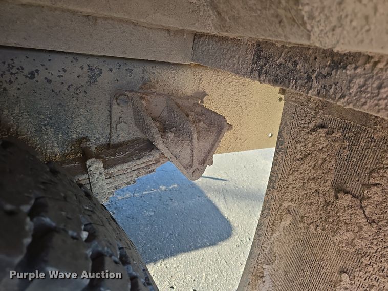 image for item DQ5272 2007 IC CE200 school bus