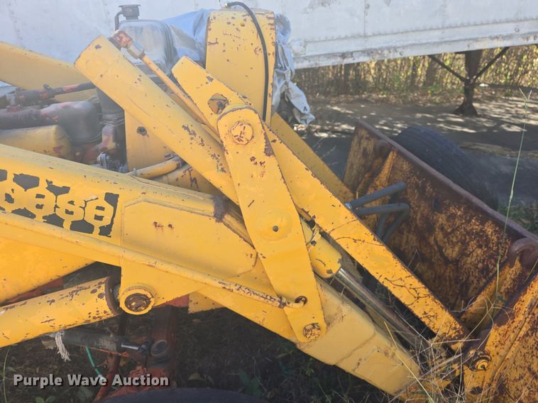 image for item DQ5273 Case 580 Construction King tractor