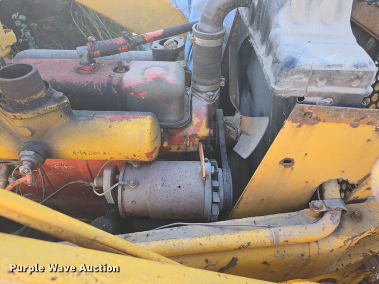 image for item DQ5273 Case 580 Construction King tractor