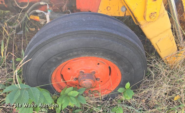 image for item DQ5273 Case 580 Construction King tractor