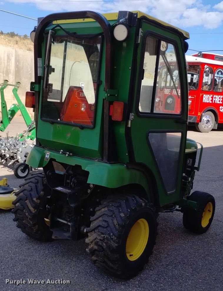 image for item DQ6193 2004 John Deere 2210 MFWD tractor