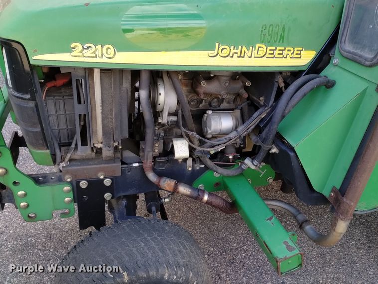 image for item DQ6193 2004 John Deere 2210 MFWD tractor
