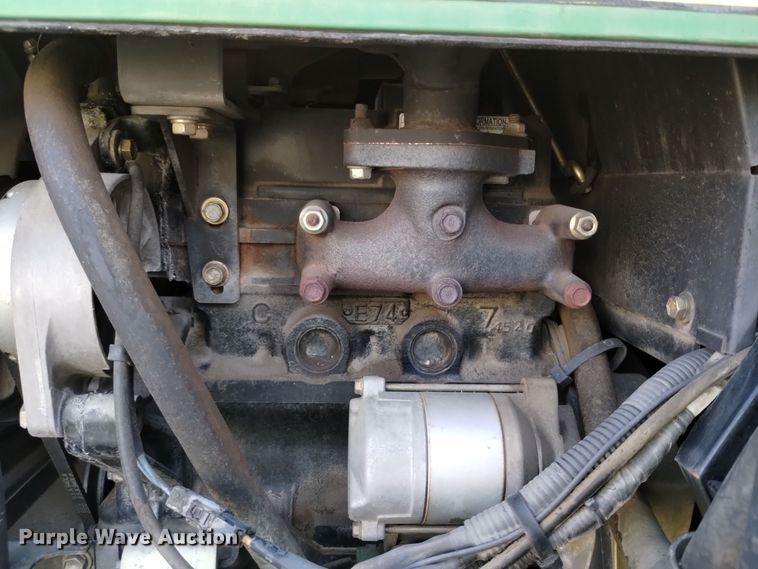 image for item DQ6193 2004 John Deere 2210 MFWD tractor