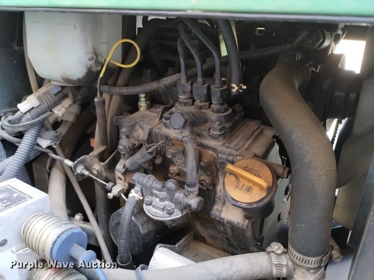 image for item DQ6193 2004 John Deere 2210 MFWD tractor