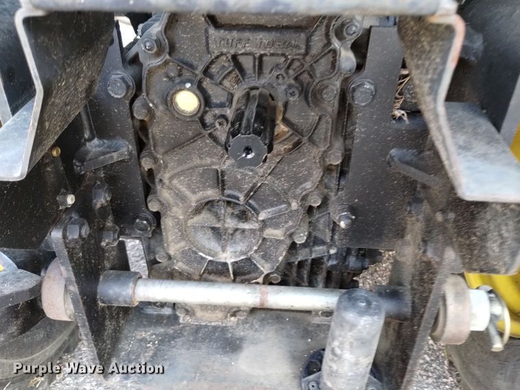 image for item DQ6193 2004 John Deere 2210 MFWD tractor