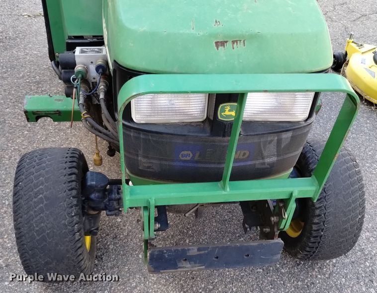 image for item DQ6193 2004 John Deere 2210 MFWD tractor