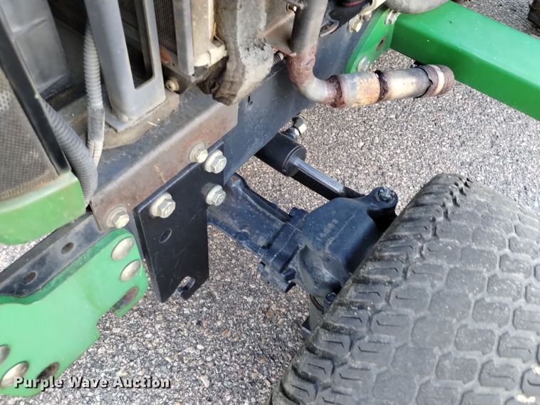 image for item DQ6193 2004 John Deere 2210 MFWD tractor
