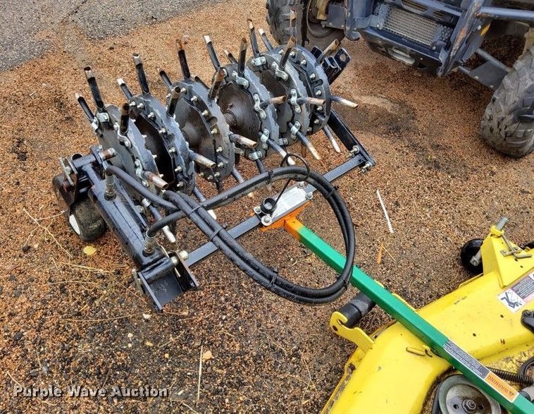 image for item DQ6193 2004 John Deere 2210 MFWD tractor