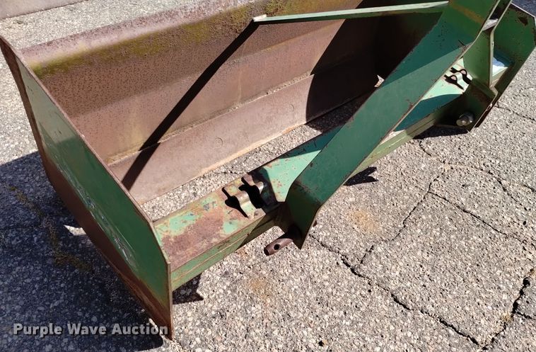 image for item DQ6193 2004 John Deere 2210 MFWD tractor