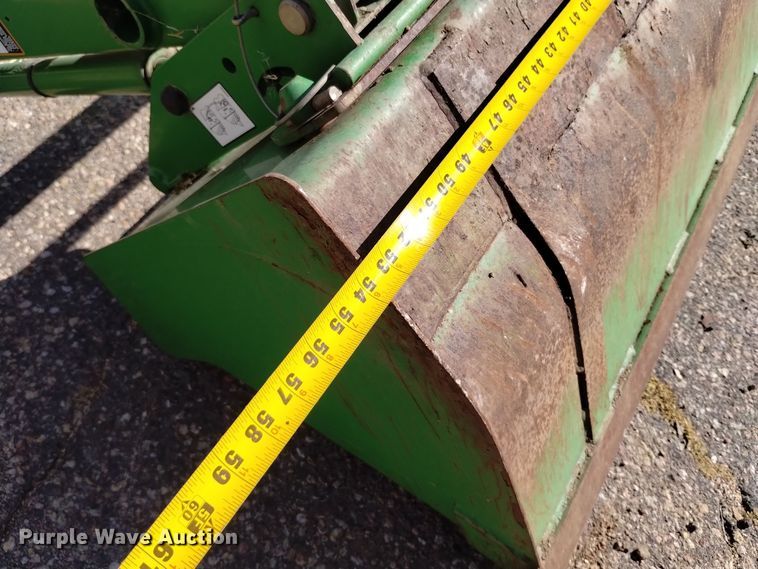 image for item DQ6193 2004 John Deere 2210 MFWD tractor