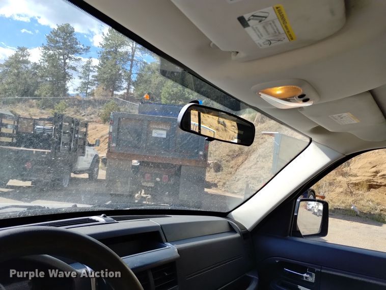 image for item DQ6195 2011 Jeep Liberty SUV