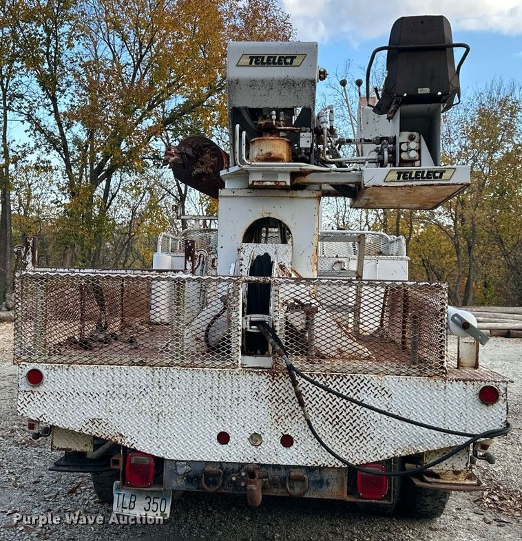 image for item DR2734 1990 GMC 7000 digger derrick truck