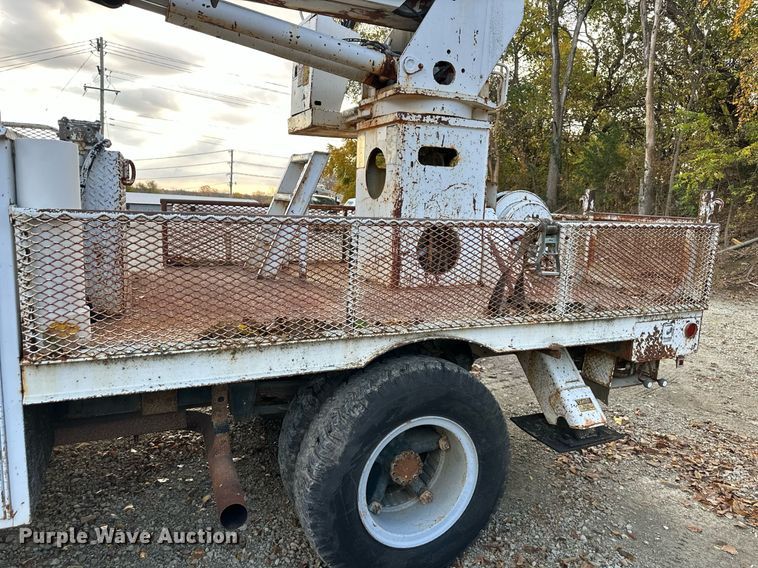 image for item DR2734 1990 GMC 7000 digger derrick truck