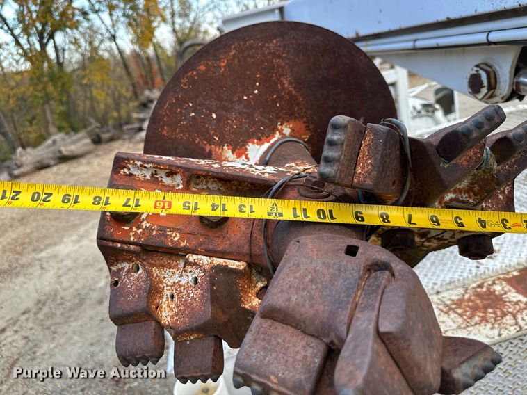 image for item DR2734 1990 GMC 7000 digger derrick truck