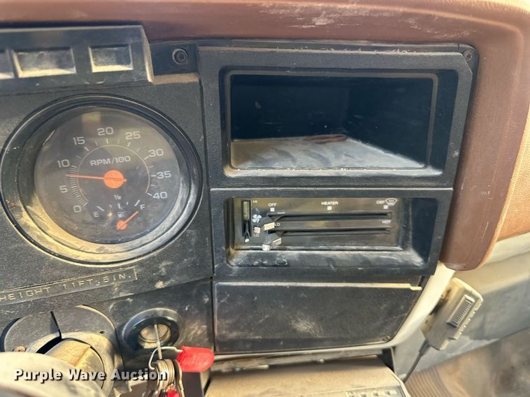 image for item DR2734 1990 GMC 7000 digger derrick truck