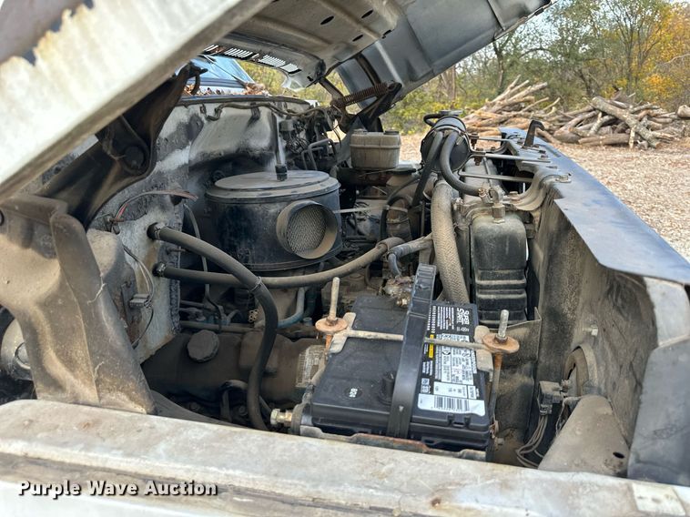 image for item DR2734 1990 GMC 7000 digger derrick truck