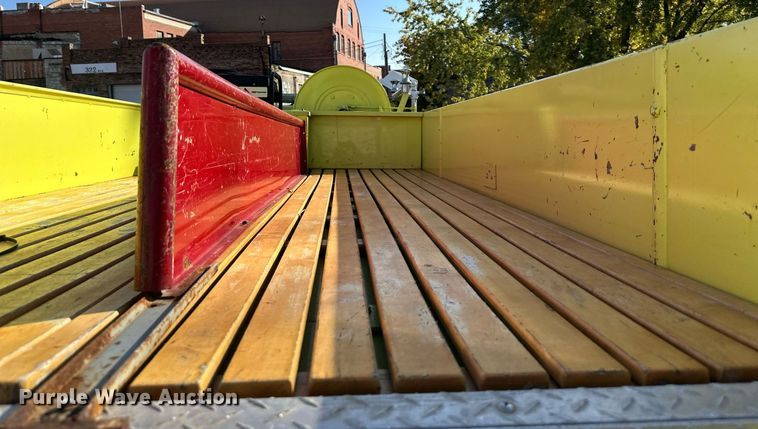 image for item DR2736 1979 Ford F700 pumper fire truck