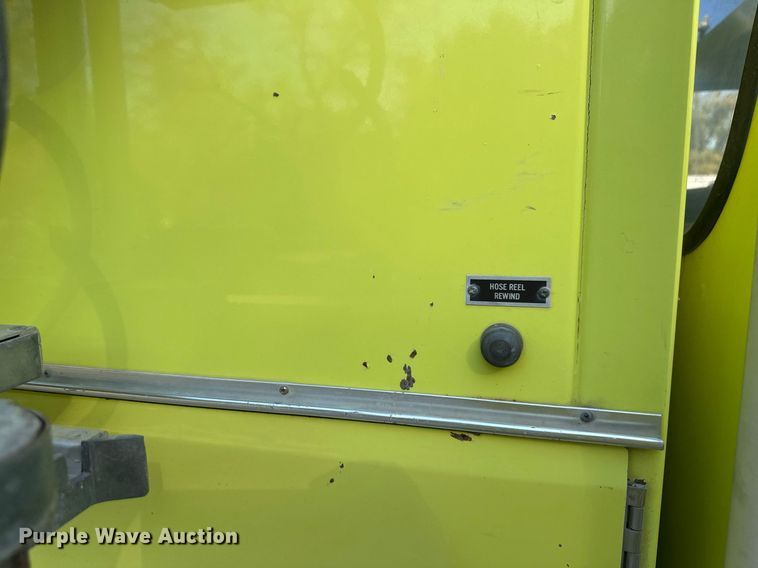 image for item DR2736 1979 Ford F700 pumper fire truck