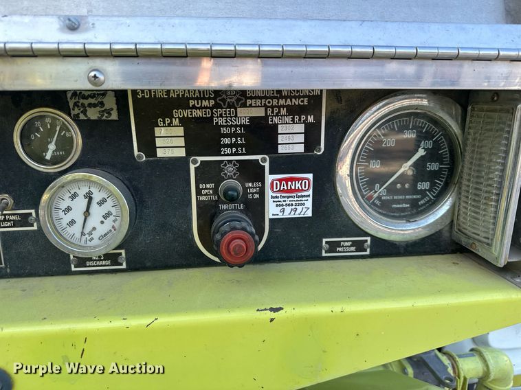 image for item DR2736 1979 Ford F700 pumper fire truck