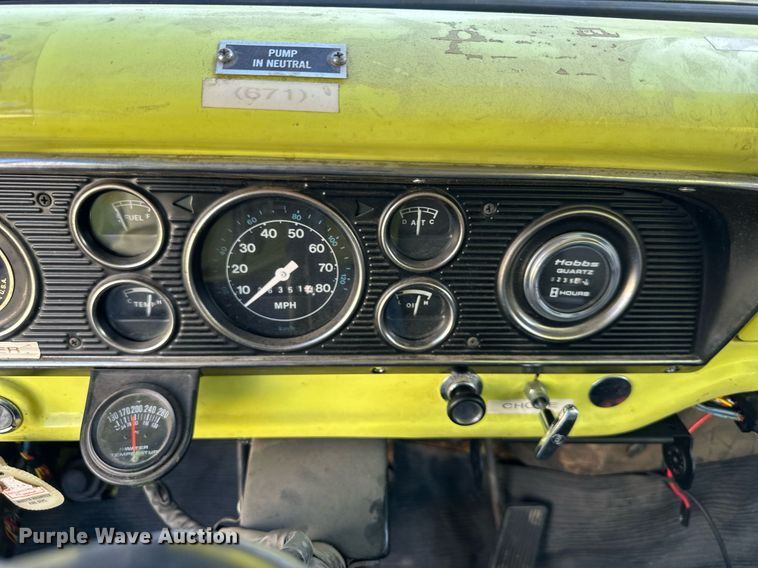 image for item DR2736 1979 Ford F700 pumper fire truck