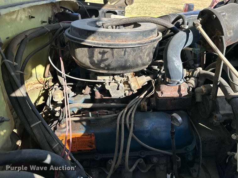 image for item DR2736 1979 Ford F700 pumper fire truck